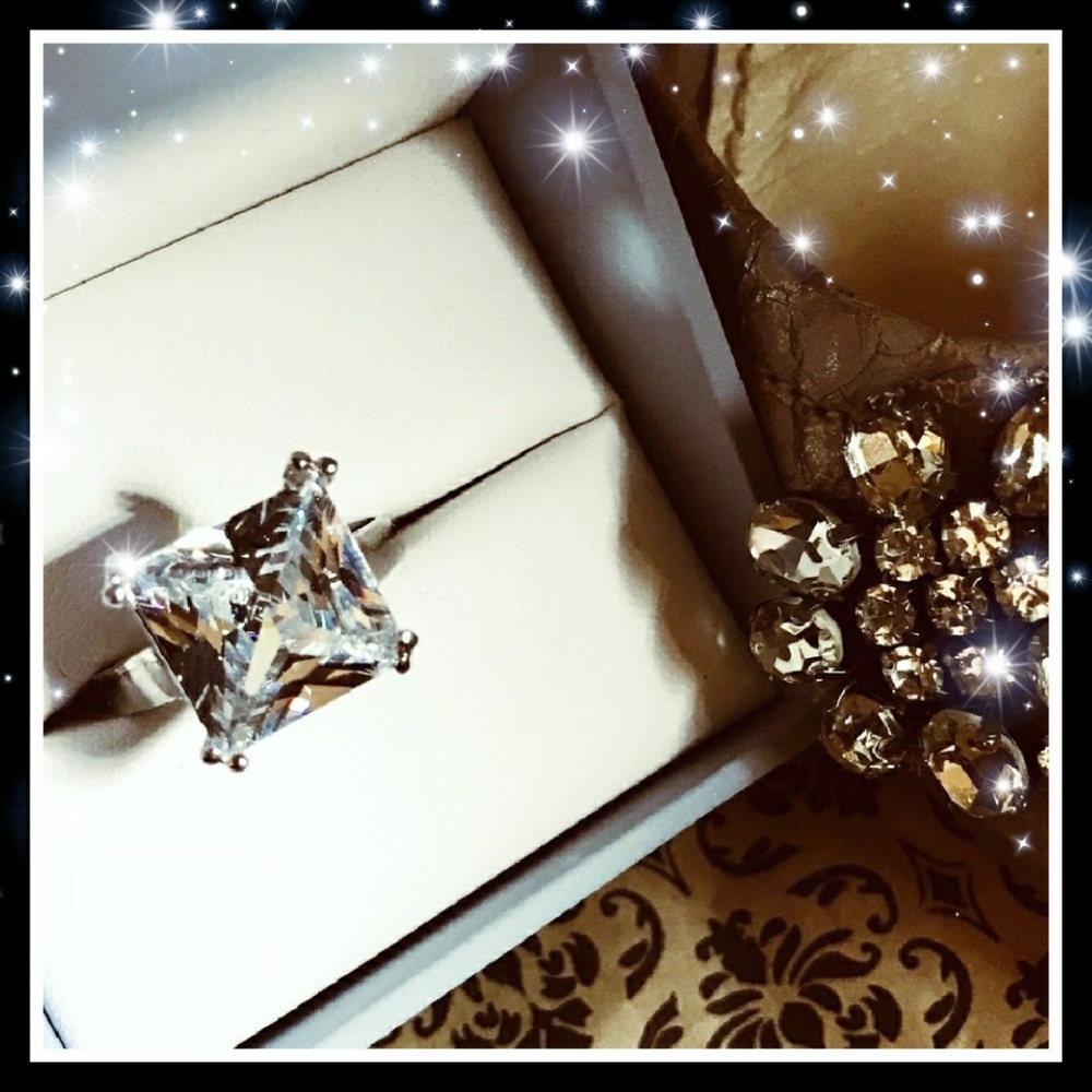 💍9CT PRINCESS CUT DIAMOND IN 8 PRONGS RING💍6,7,8 - Picture 6 of 7